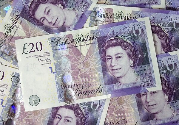 British pound sterling: GBP banknotes